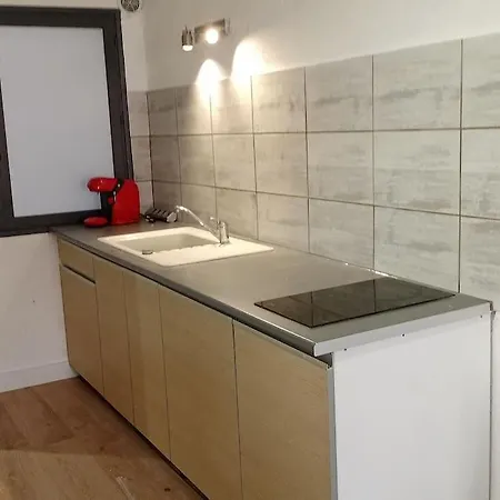 134, Grand Ensoleille * Toulon